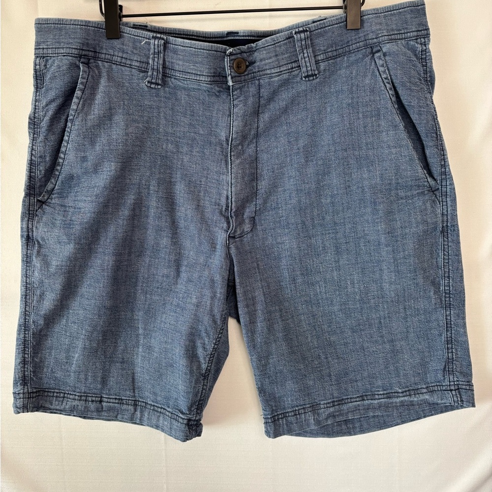 ST JOHN’S BAY Comfort Stretch Denim Shorts Size 38